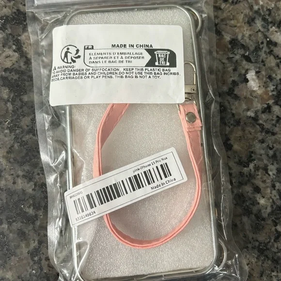 PINK IPHONE 15PRO CAMERA PHONE CASE - Picture 2 of 3